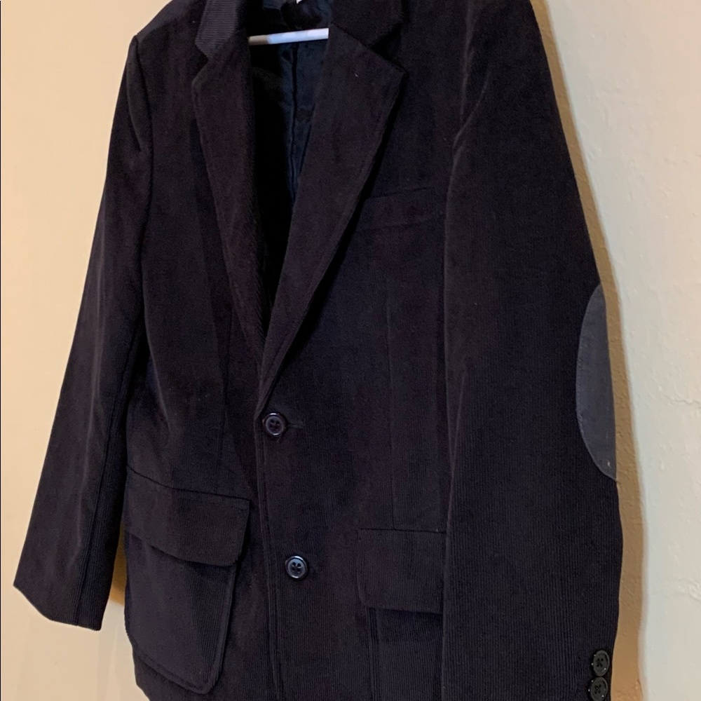 Boys Black suit jacket. Worn once -totally adorable. - Picture 3 of 13